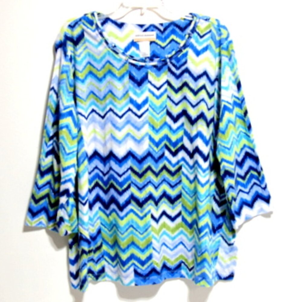 Alfred Dunner Colorful Zig Zag Print Round Studded Collar Short Sleeve Top – 2X
